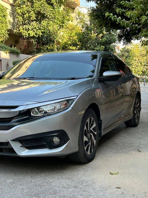 Honda Civic Oriel 1.8 i-VTEC CVT 2018 5