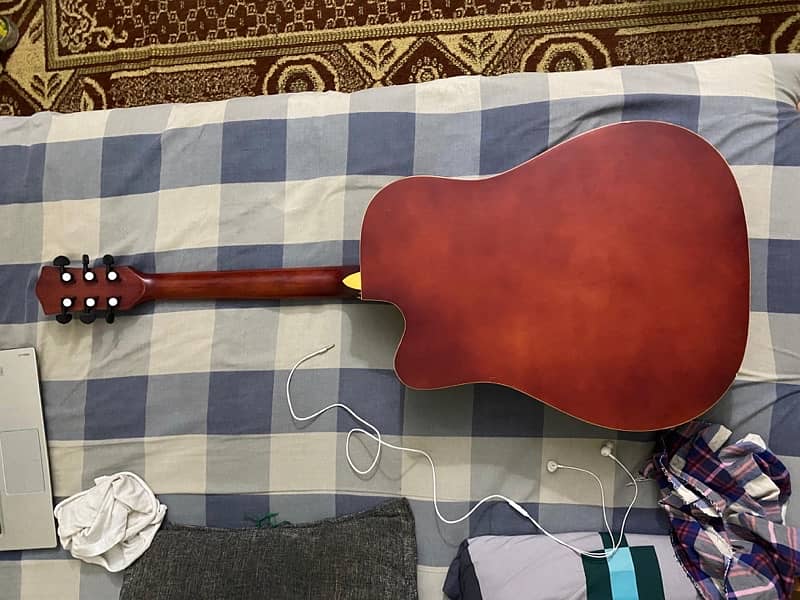 Osten Semi-Acoustic Guitar with Bag 2