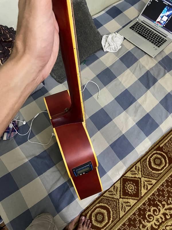 Osten Semi-Acoustic Guitar with Bag 9