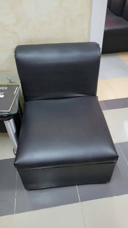 1 Seater Sofa Price 7 Thousand Only 0