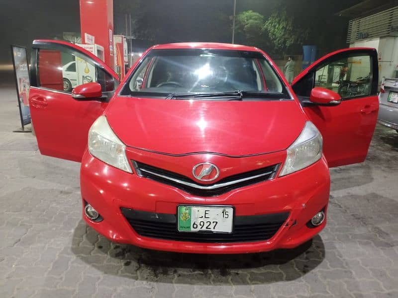 Toyota Vitz 2012 1