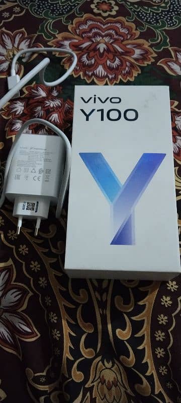 vivo 100 1 day use hy full warranty hy only box opan hy 8+8 256 gb 5