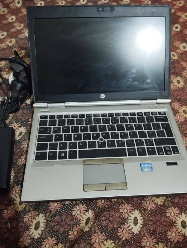 Hp Laptop for sale core i5 (4\320) 0