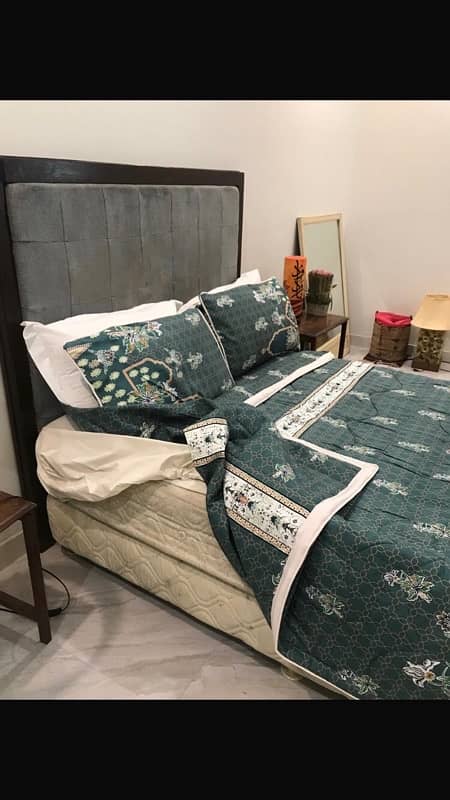 queen size bed: box with  mattress and headboard 1