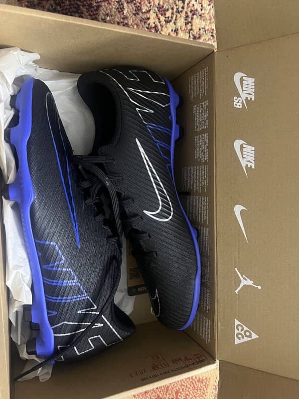 Nike  Vapor 15 Club 8