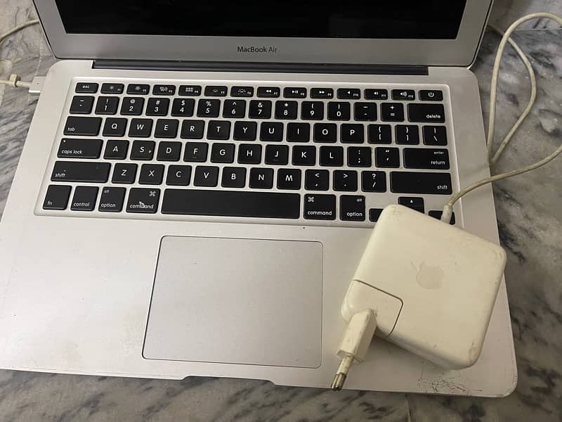 Macbook Air for sale 3