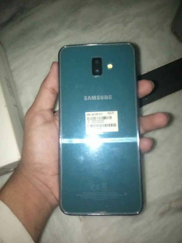 Samsung j6 3 32  box k seth 3