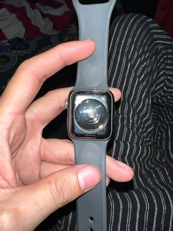 apple watch SE 40MM 1