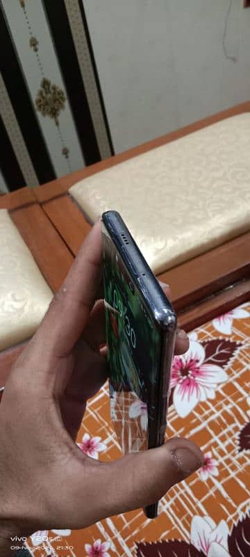 Tecno spark 20 pro plus 4