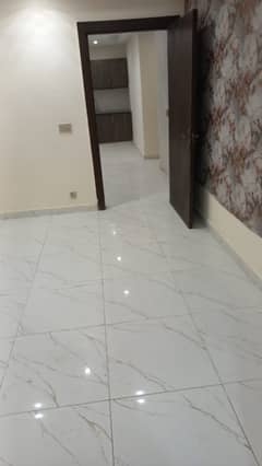 1 BED BRAND NEW FIRST ENTRY LUXURY EXCELLENT GOOD CONDITION IDEAL FLAT FOR RENT IN NISHTER BLOCK BAHRIA TOWN LAHORE