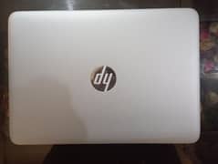 Hp elitebook, very good condition (price negotiable).