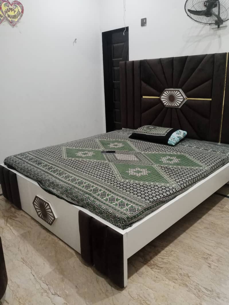 brand new bed with side tables 3