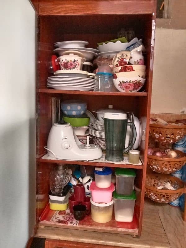 Crockery Cupboard 4