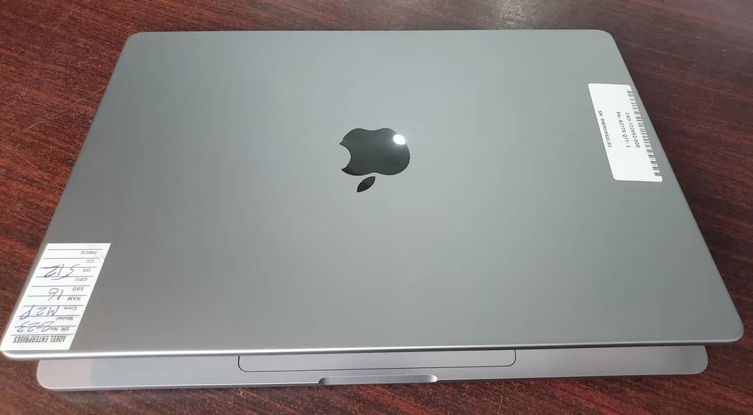 MacBook Pro 2023 M2 Pro 14" 16gb Ram 512gb Ssd Apple Care plus 2