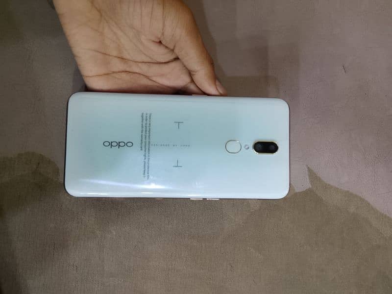 oppo f11 6