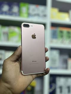 iphone 7 plus PTA Approved 32 gb Bettery health service condition 10/9