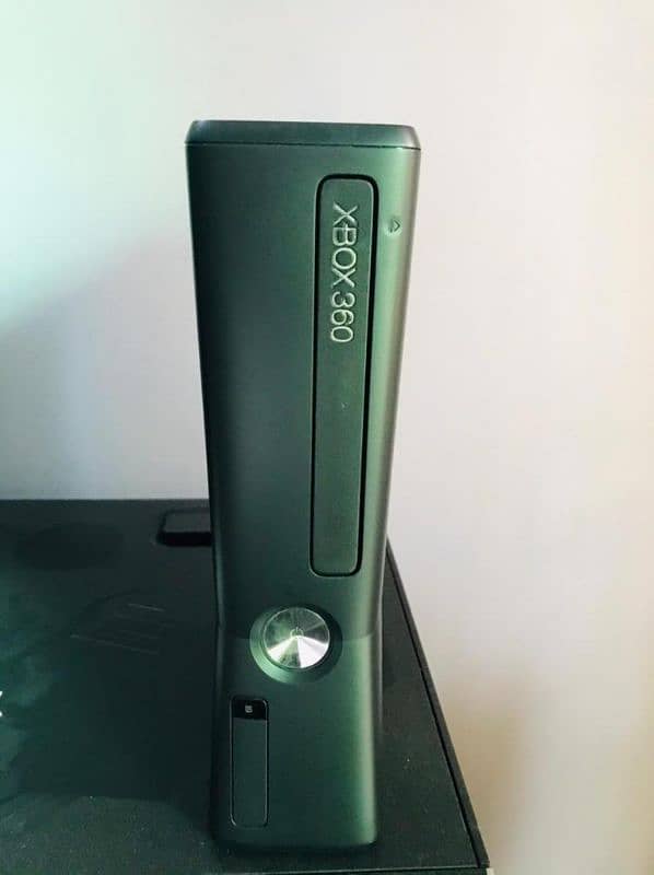 xbox 360 250GB 4