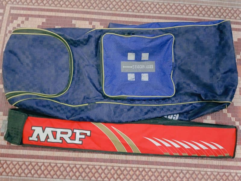 Hard ball cricket kit. Only 4to5 time used. 2