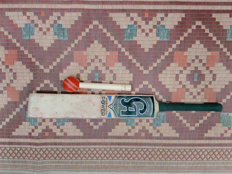 Hard ball cricket kit. Only 4to5 time used. 3