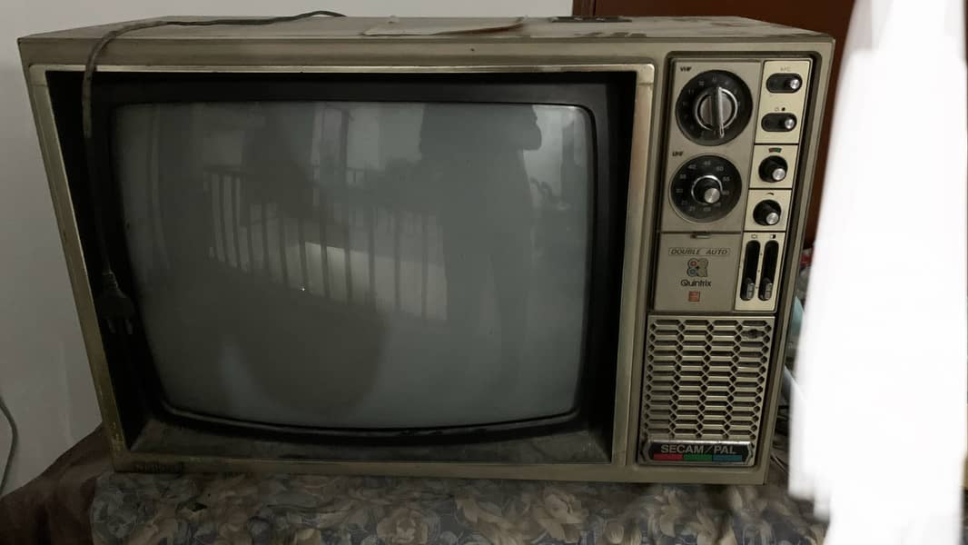 Vintage TV sets 3