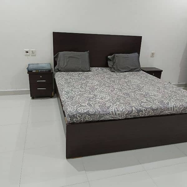 complete bedset. 2