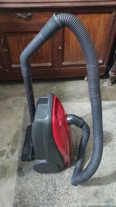 Sharp vacuum cleaner