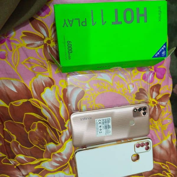 Infinix Hot 11 play 4/64 for sale in good condition 3