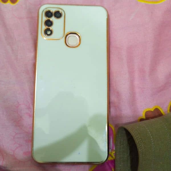 Infinix Hot 11 play 4/64 for sale in good condition 4