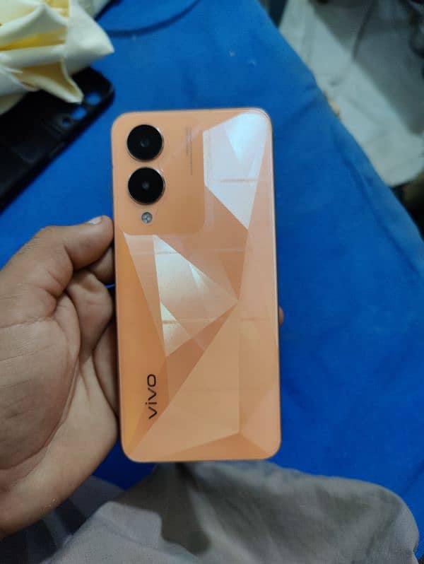 vivo y17s 2