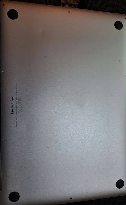 Macbook pro 2015 15 inch 1