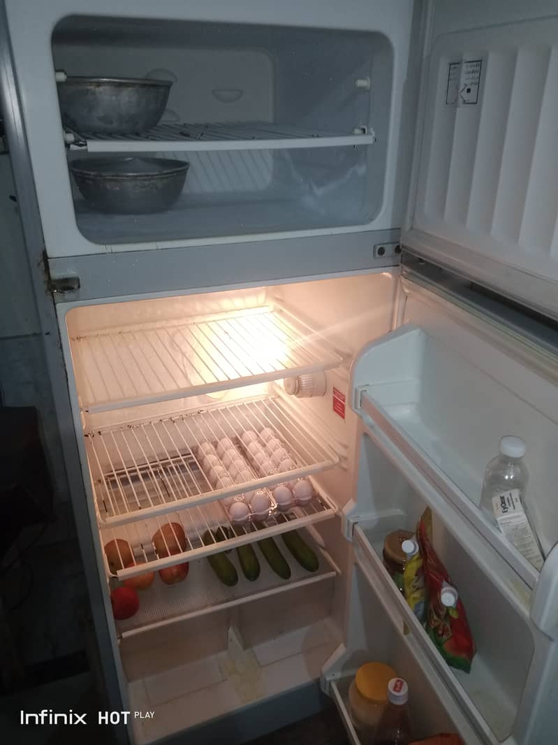 Good condition fridge for sale 1