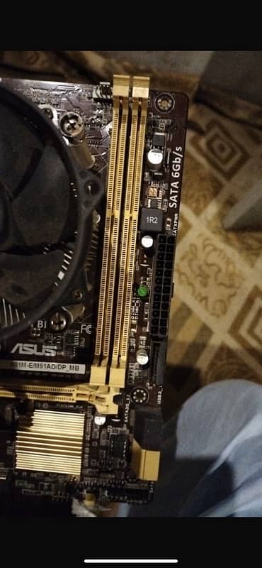 Asus h81m + e3 1225 v3 (i5 4590)  + 4gb ram combo 2