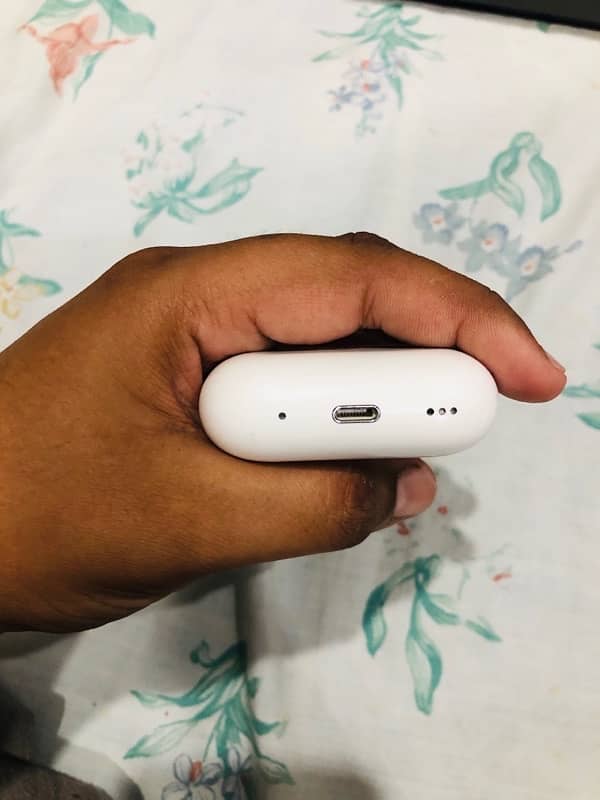 AirPods Pro (2nd GEN) 4