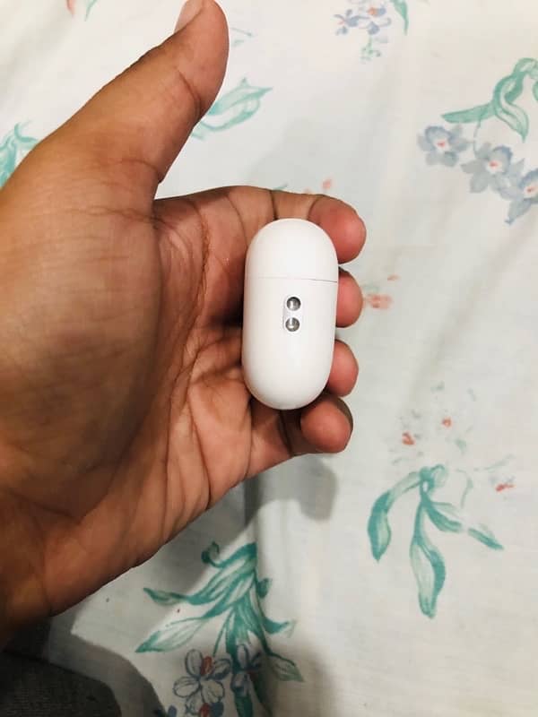 AirPods Pro (2nd GEN) 6