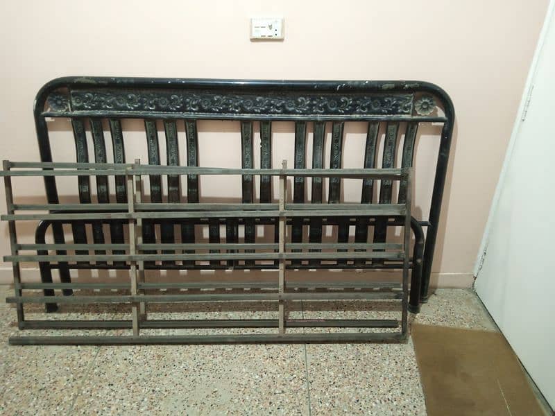 Bed for sale (iron) 0