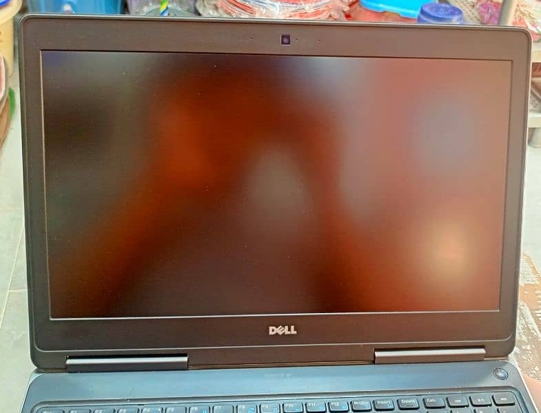 Dell precision 7510 workstation (gaming& editing) 4