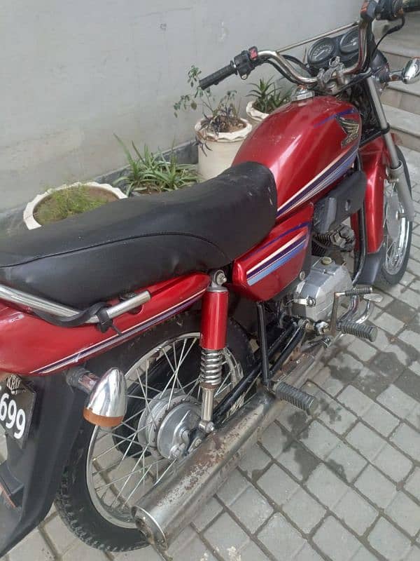 Honda 100 Prider 5