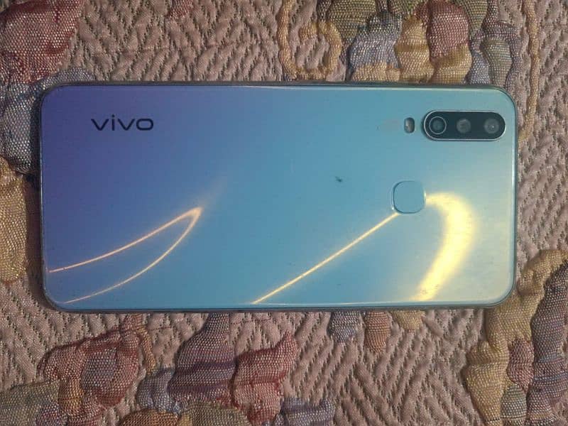 Vivo y 17 6