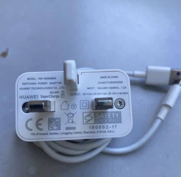 Huawei P30 pro 40watt original box plugged charger 03274123995 0