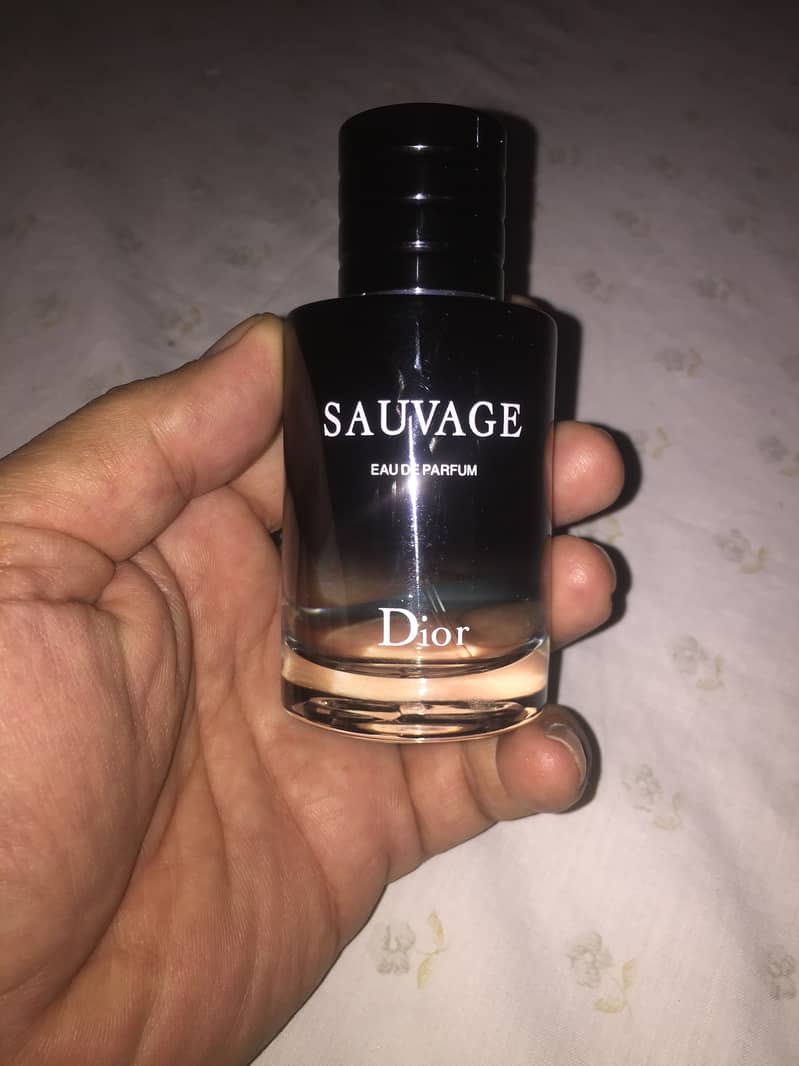 SAUVAGE  EAUDE PARFUM     DIOR 1