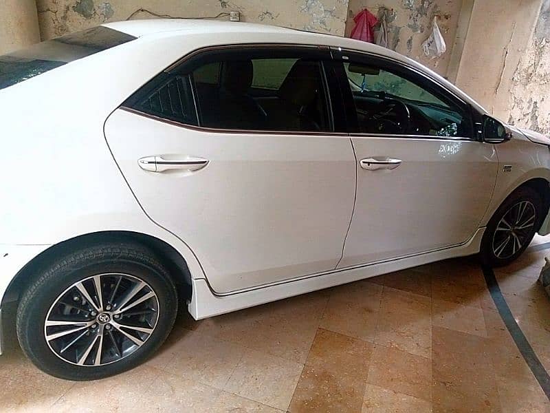 Toyota Corolla altis 1.6 automatic 2