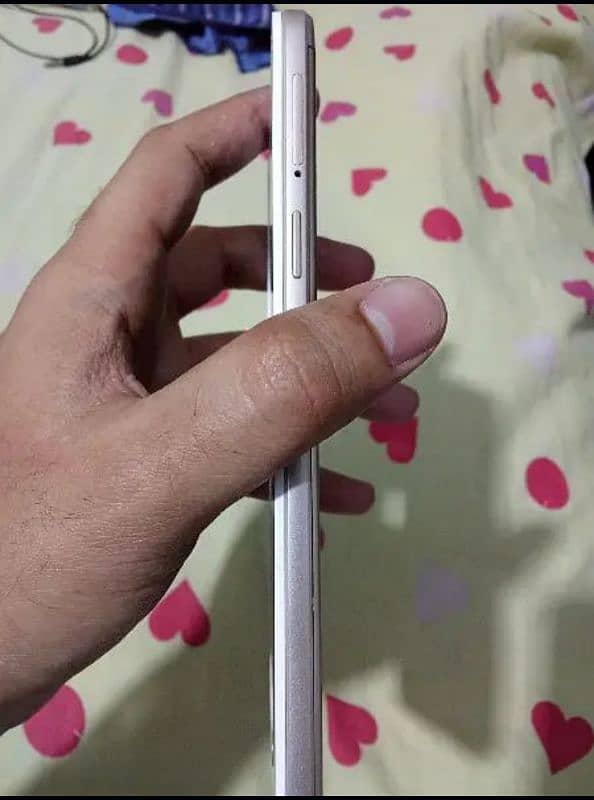 Oppo F1s Urgent Sale 2