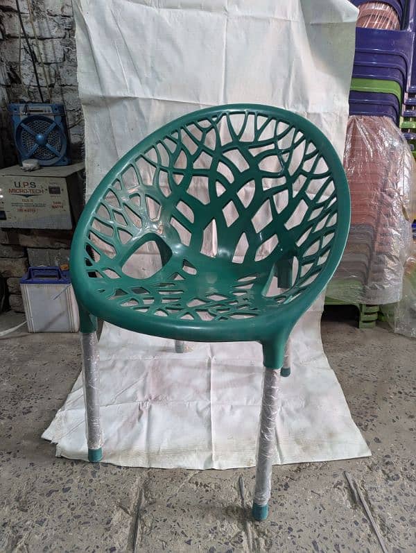 plastic chairs, tree garden chairs available 0