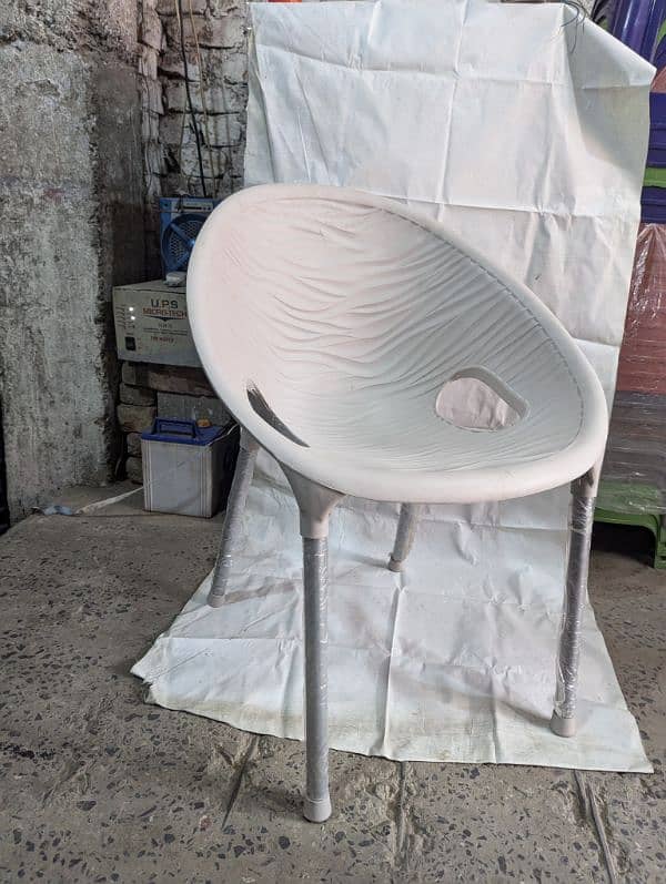 plastic chairs, tree garden chairs available 1