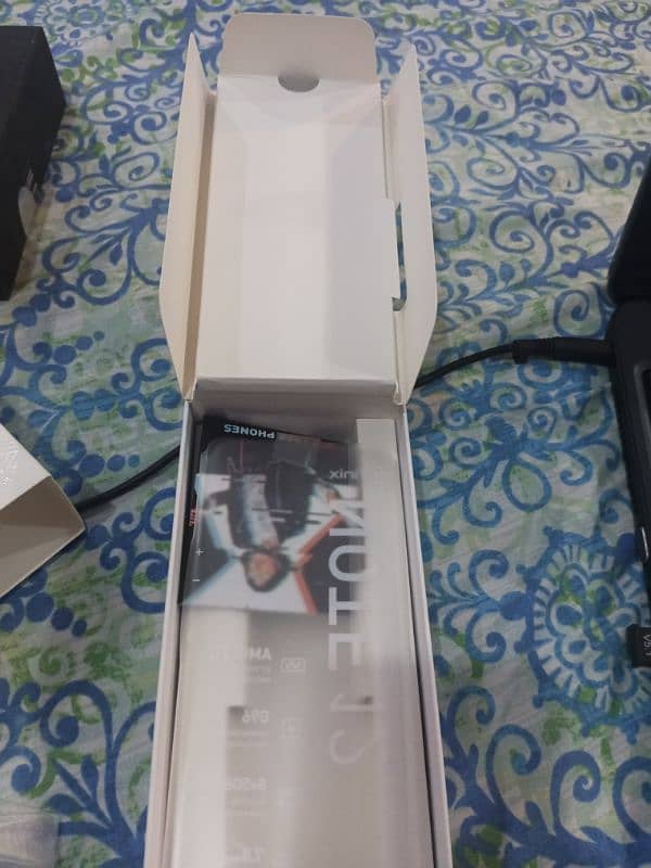 Infinix note 12 white color with box 11