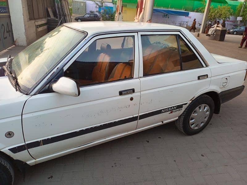 Nissan Sunny 1989 1