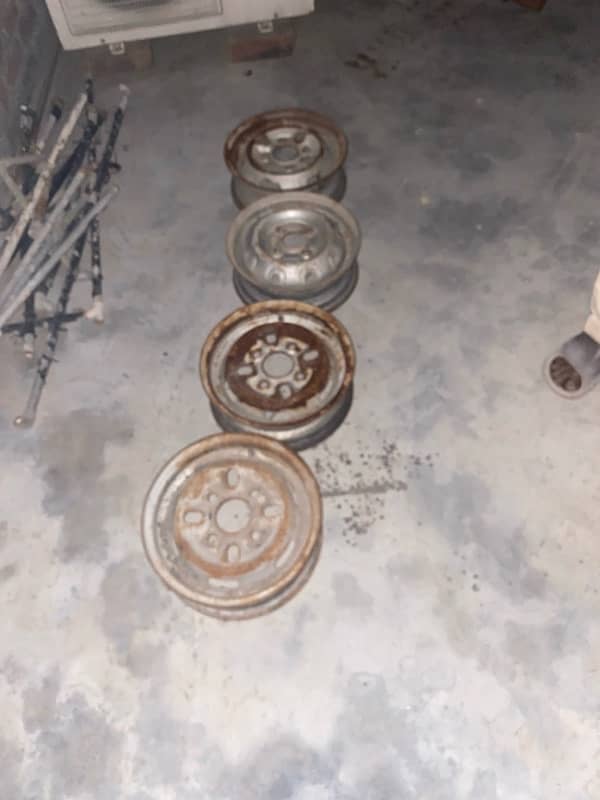 mehran car rim used 0