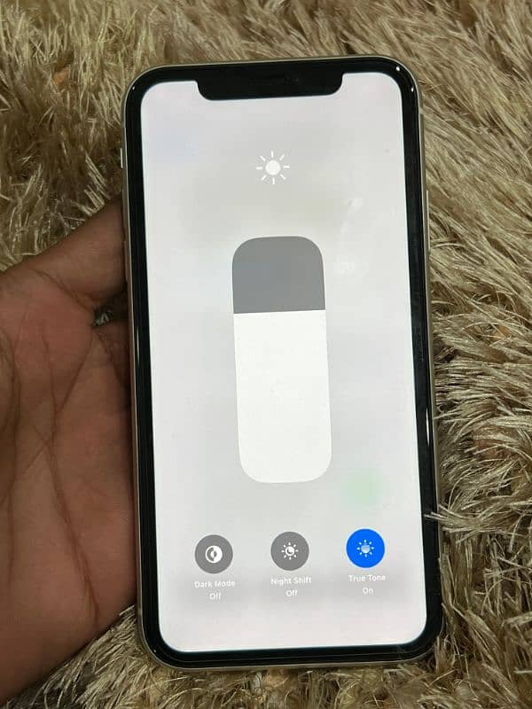 iPhone 11 128gb Non PTA 7