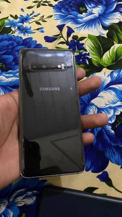 Samaung S10 8/128 gb in neat condition