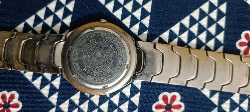 Archi quartz watch . 1